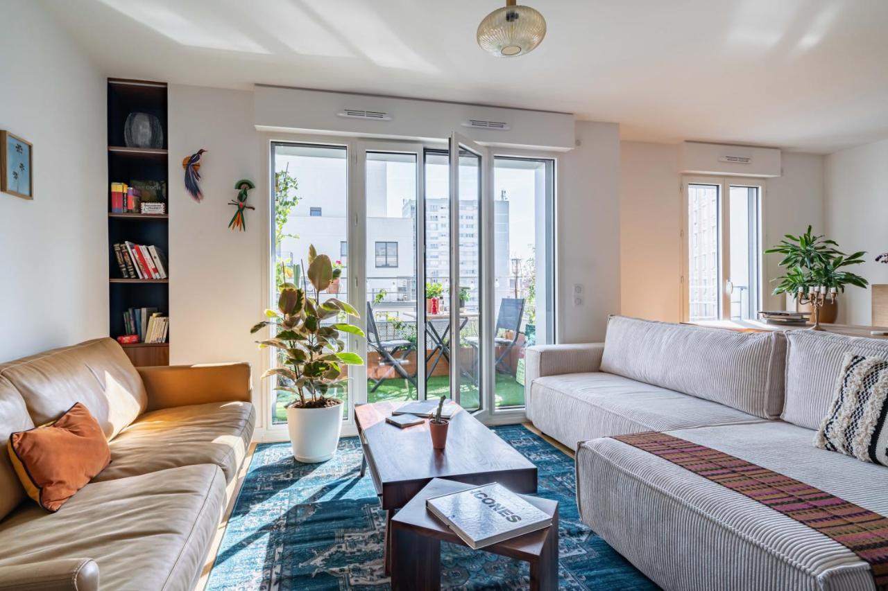 Stunning Apartment With Balcony To Visit Paris Levallois-Perret Bagian luar foto