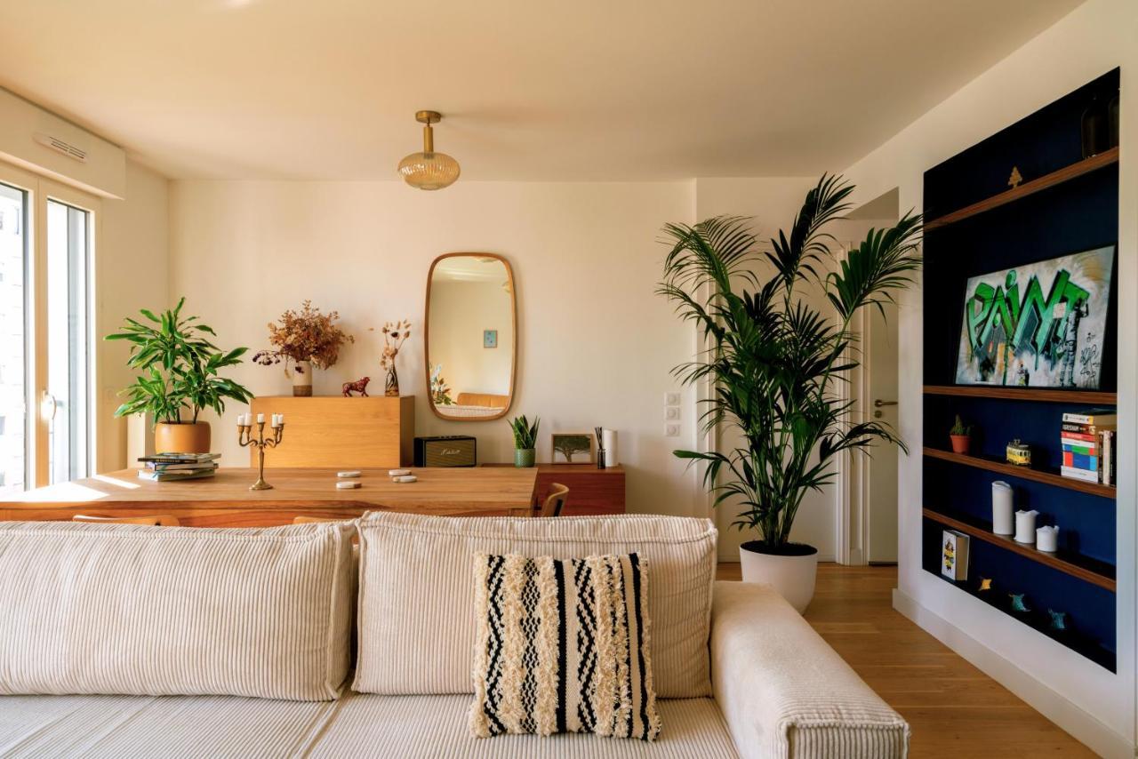 Stunning Apartment With Balcony To Visit Paris Levallois-Perret Bagian luar foto